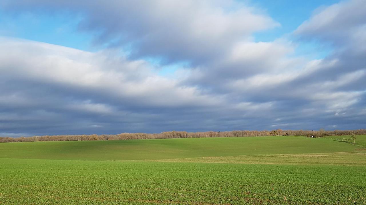 Gite De La Croisette Sommeilles Buitenkant foto